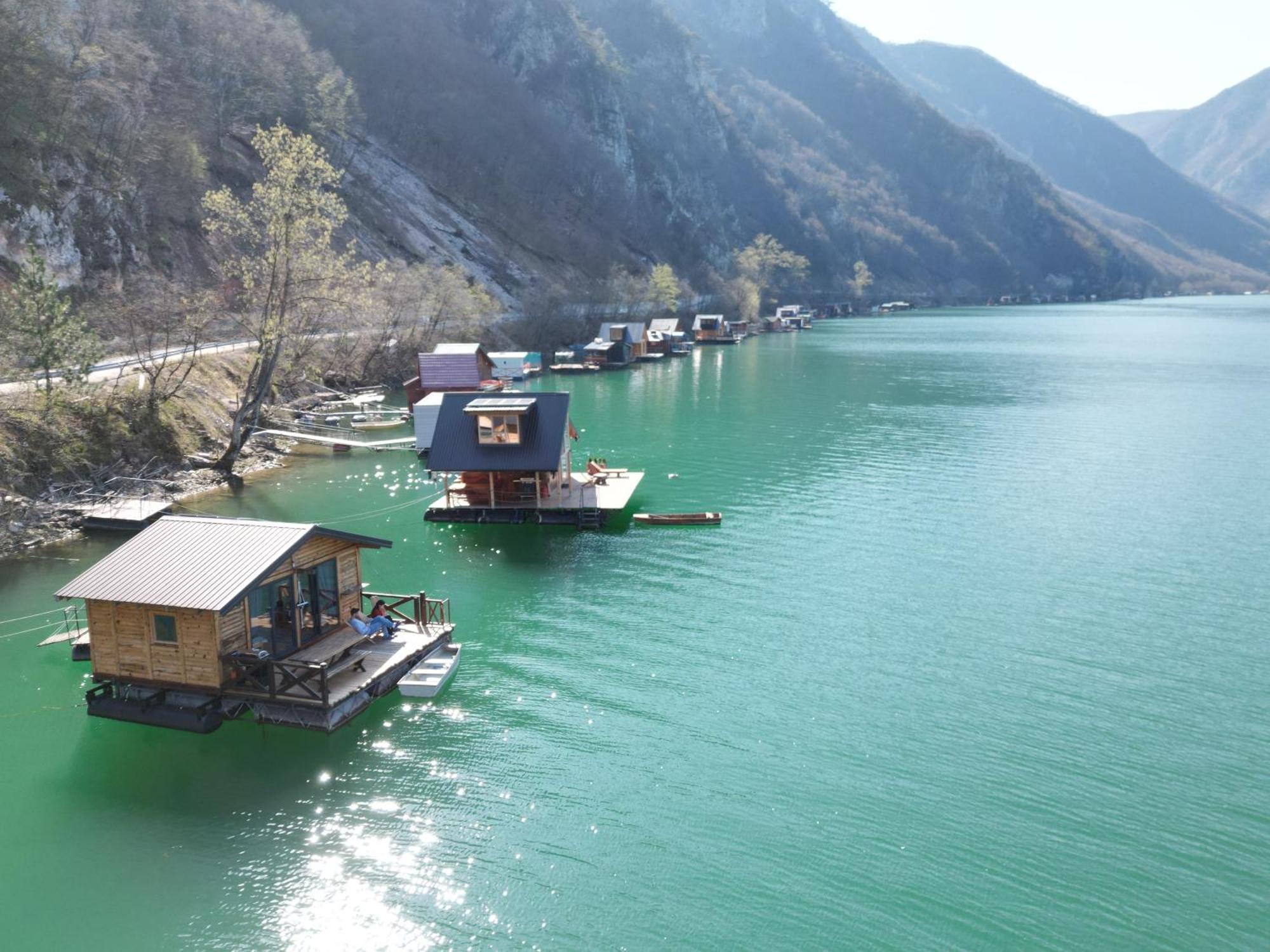 Lake House Perucac Rastiste Exterior photo